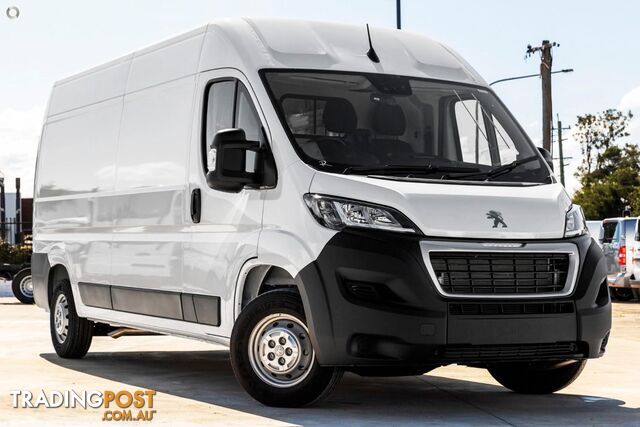 Peugeot Boxer Pro Van