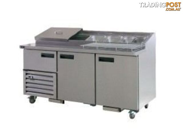 Refrigeration - Anvil UBP2400 - 3.5 door pizza bar/preparation bench - Catering Equipment
