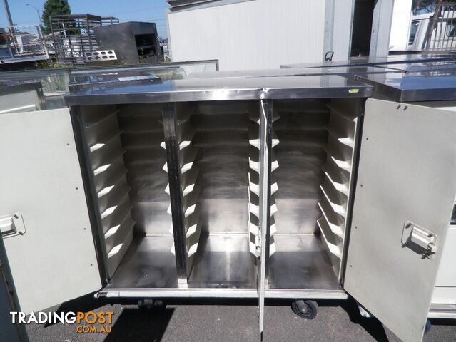 Caddy Ex-Hospital Banquet Carts - 3 Door, 24 Tray - Catering Equipment - photo 3 of 5