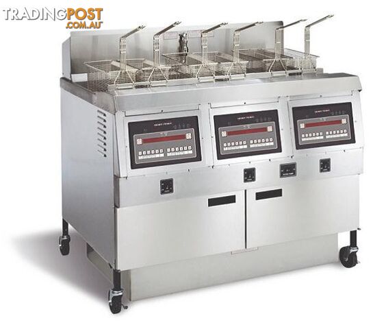 Fryers - Henny Penny OFG323-8000 - Triple pan gas fryer - Catering Equipment - Restaurant