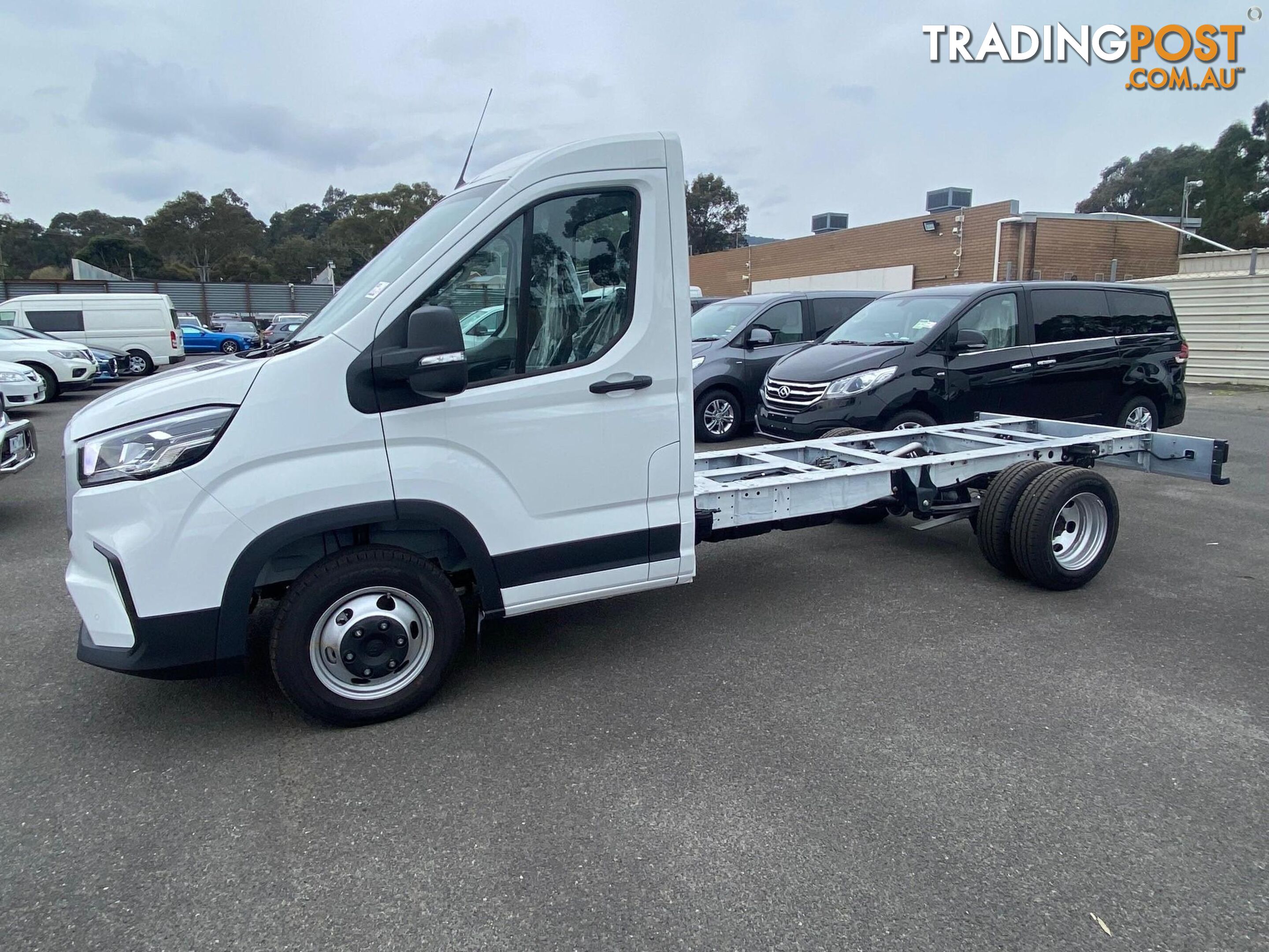 2023 LDV DELIVER 9   CAB CHASSIS