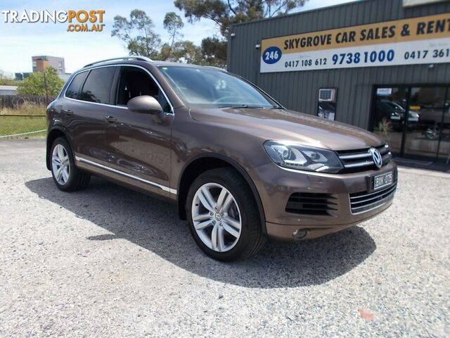 2011 VOLKSWAGEN TOUAREG V6 7P WAGON