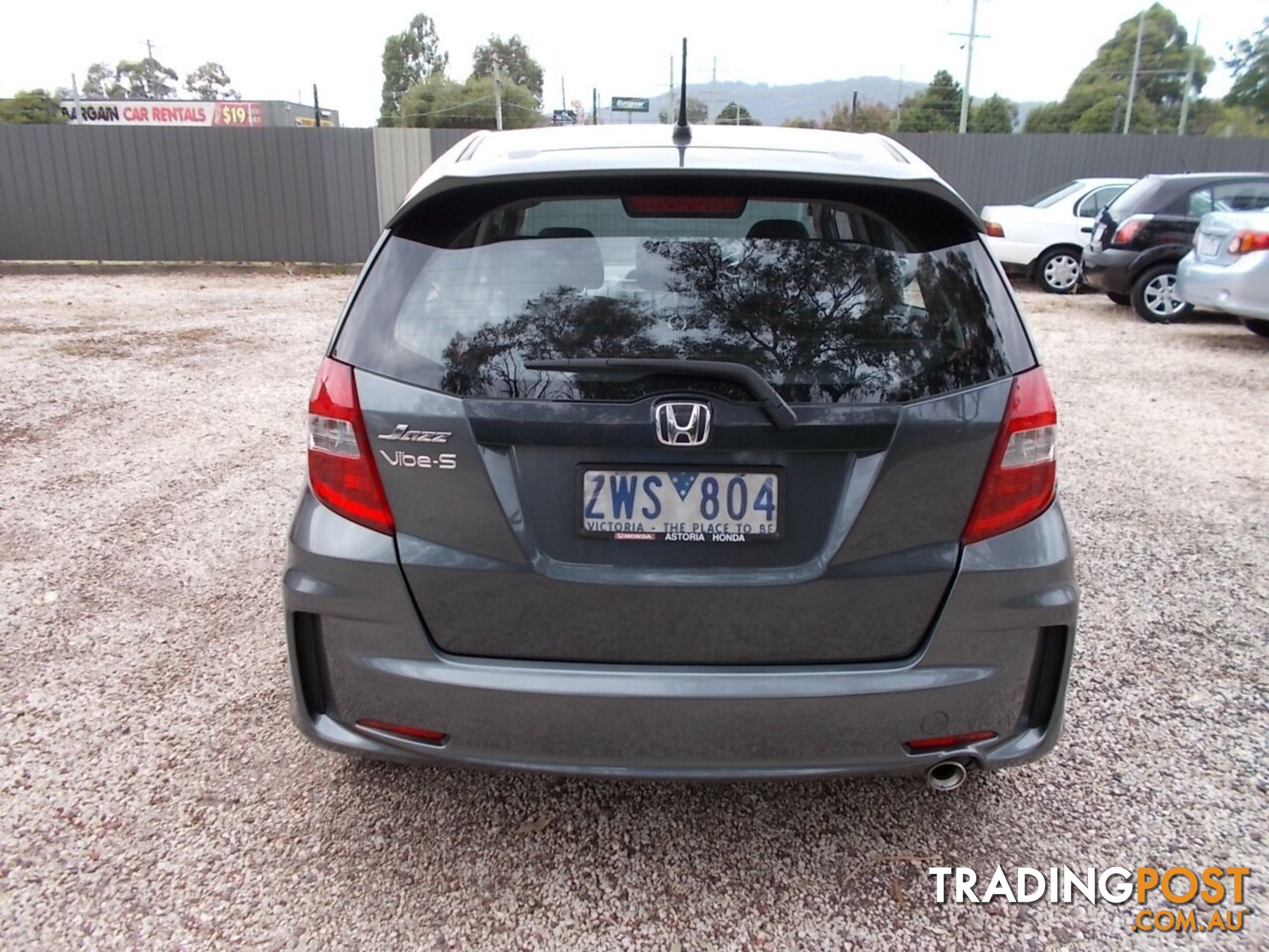 2013 HONDA JAZZ VIBE GE HATCHBACK