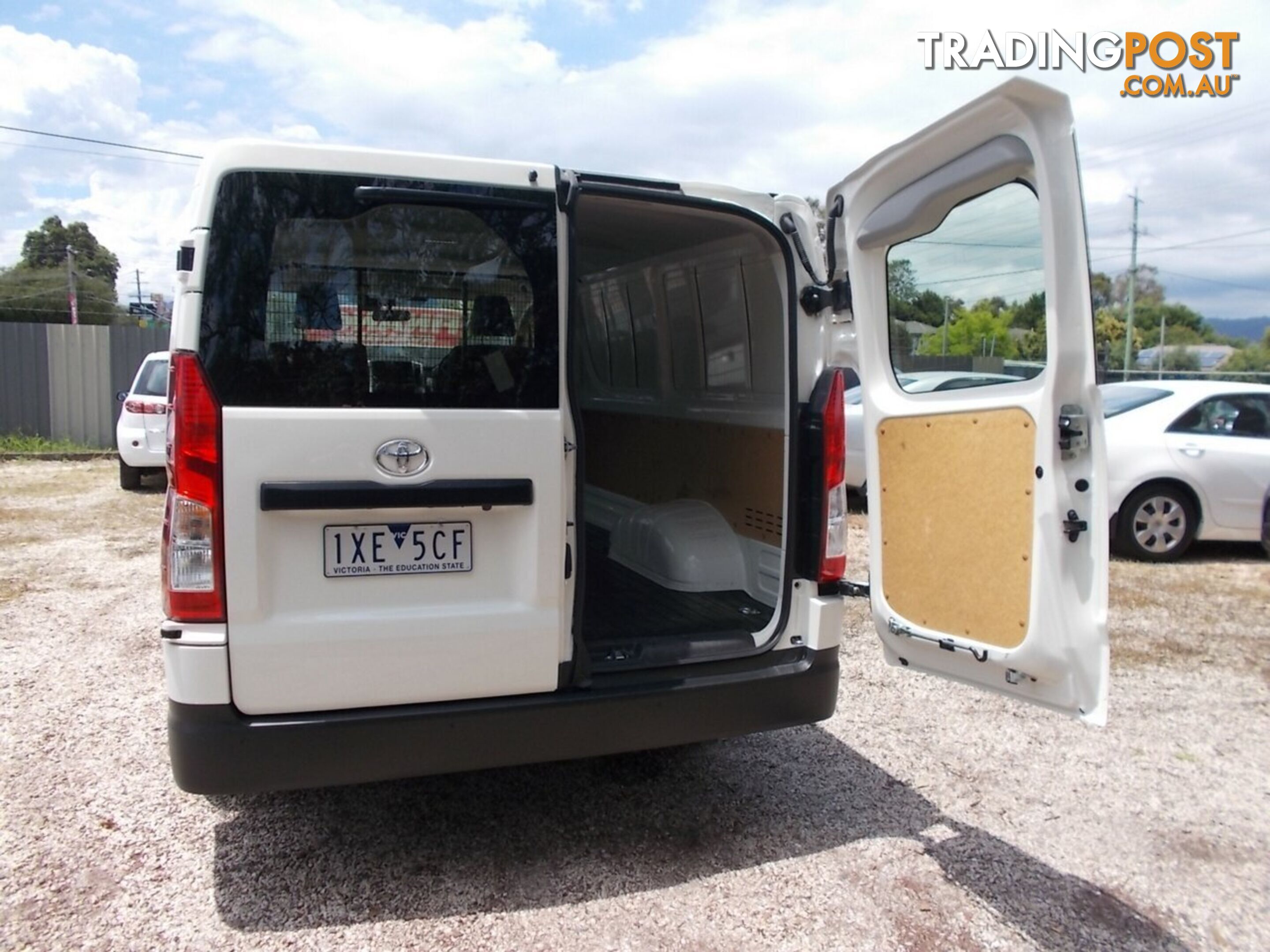 2022 TOYOTA HIACE LWB GDH300R VAN