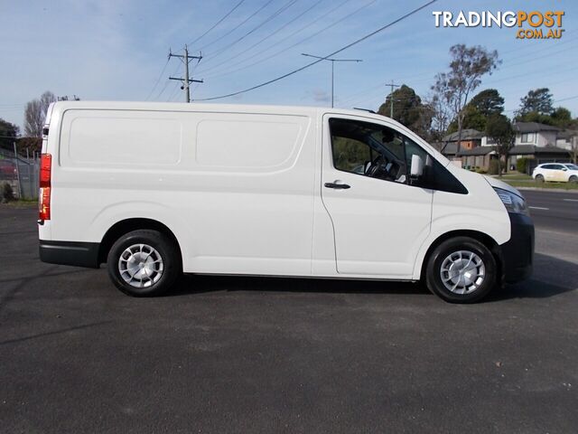 2022 TOYOTA HIACE LWB GDH300R VAN