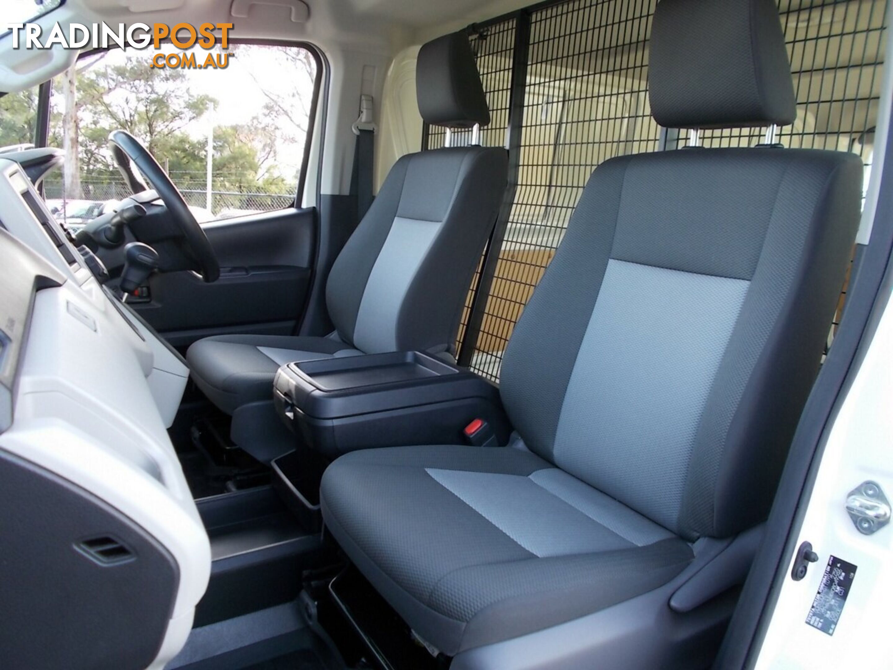 2022 TOYOTA HIACE LWB GDH300R VAN