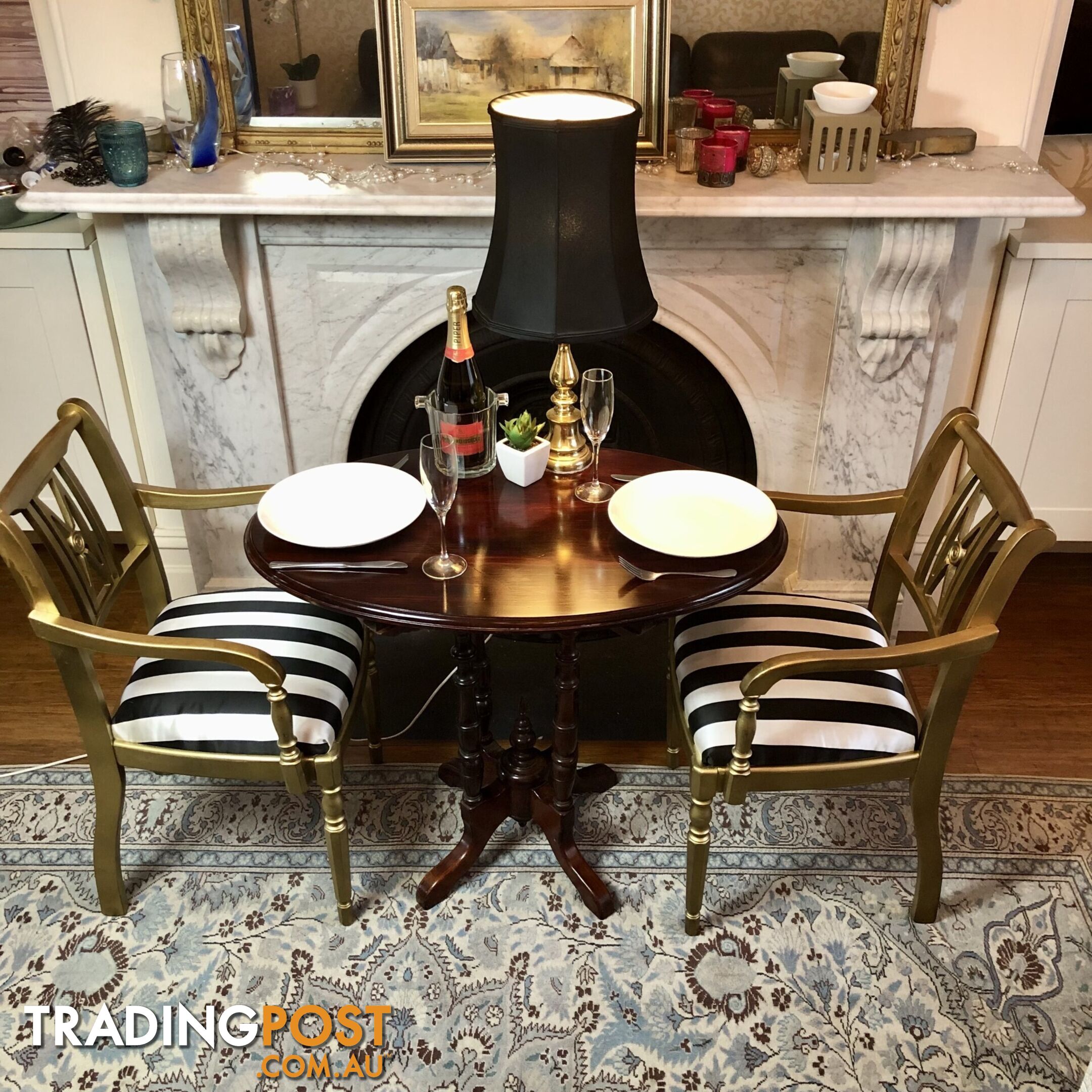 💺2 Gilt & Carved Hollywood Style Accent Armchairs With B&W Satin Seat