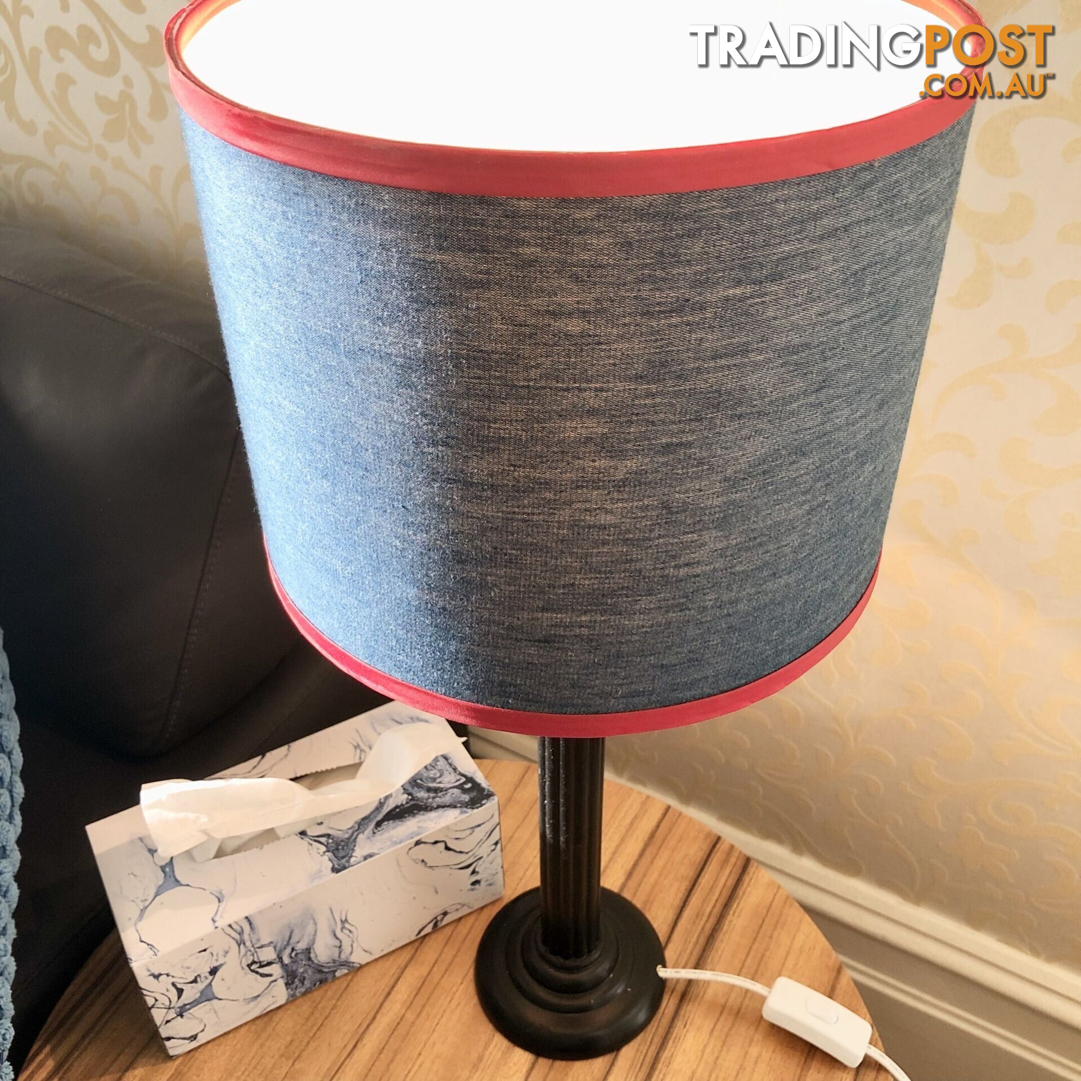 💡Contemporary Style Blue Red and Black Side Table Lamp