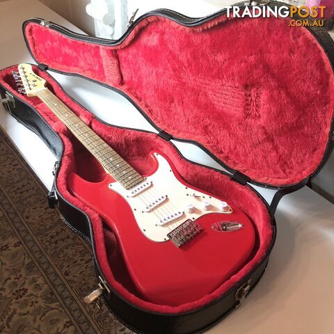 🎸RH Red Legacy (Epiphone) 6 String Electric Guitar, + Canvas & More