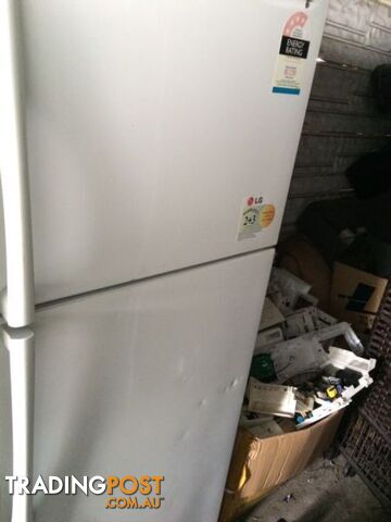 Lg 420L fridge