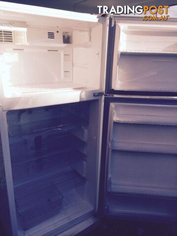 GE 380L fridge