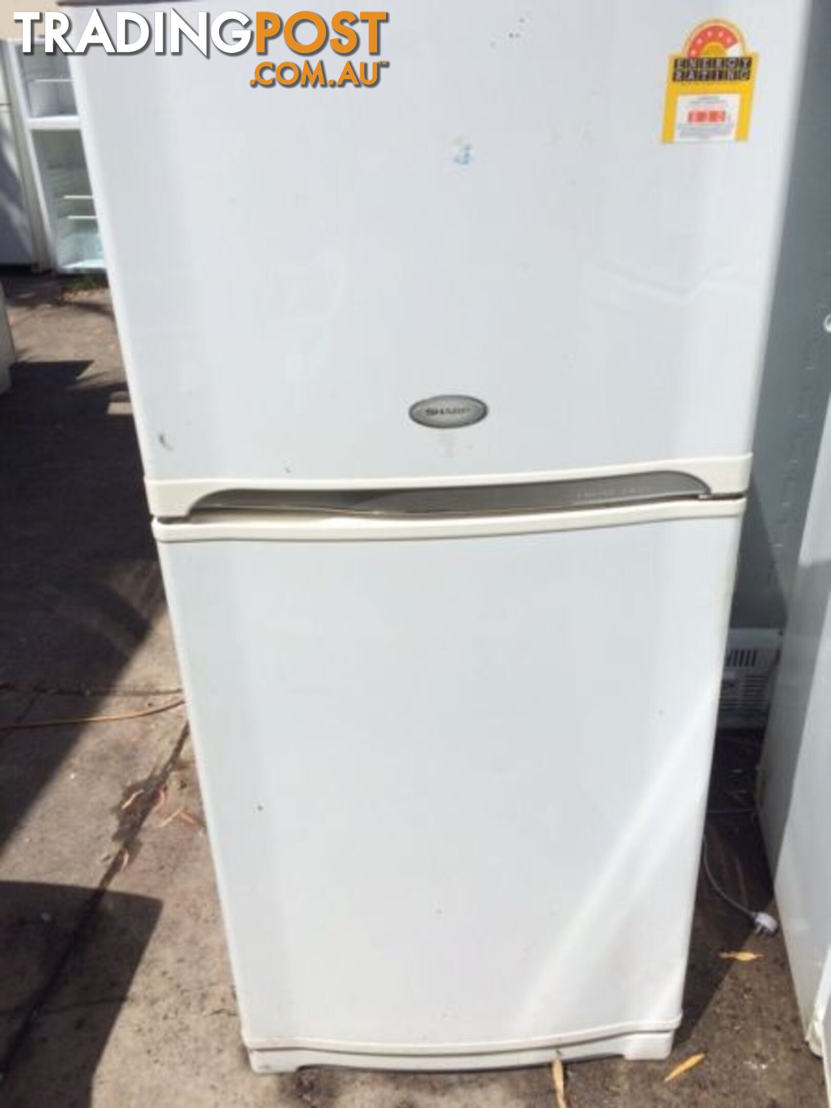 Sharp 475L fridge