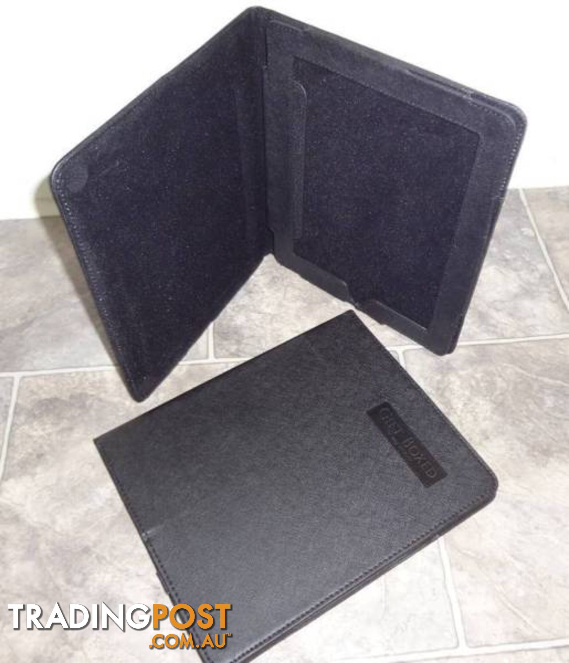 iPAD LEATHER COVER (new)