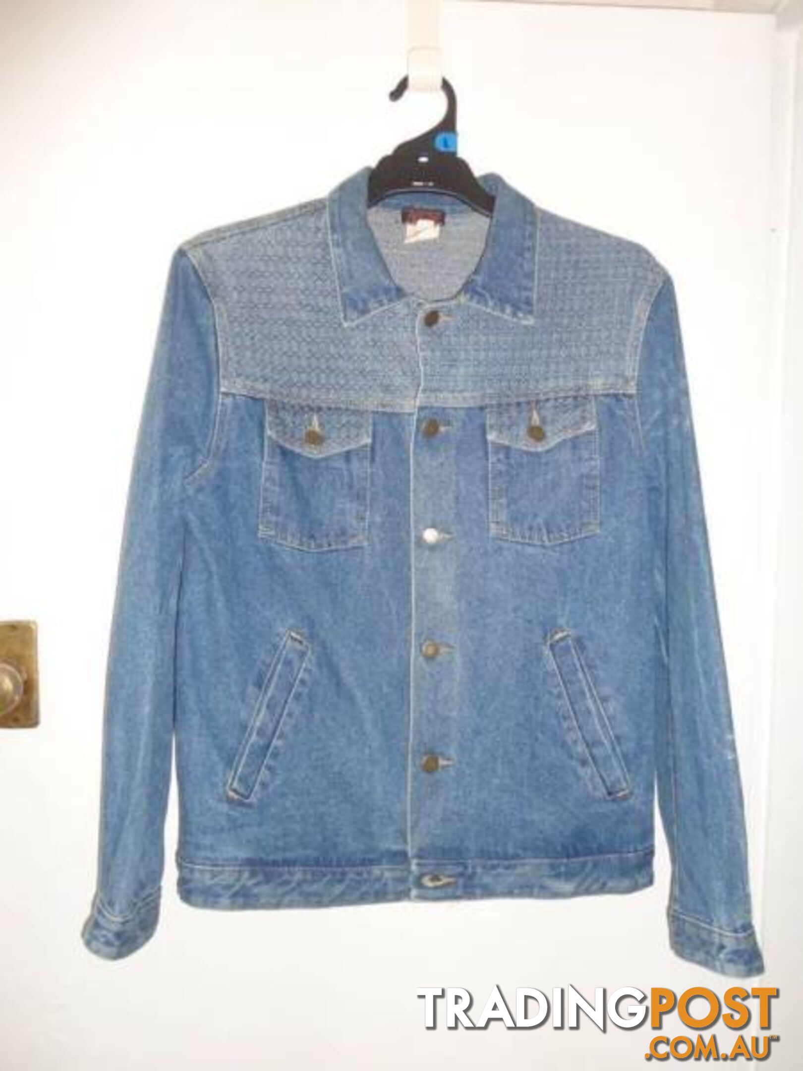 WOMENS QUALITY DENIM JACKET