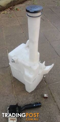 TOYOTA CAMRY PARTS: From: $5 - photo 3 of 5