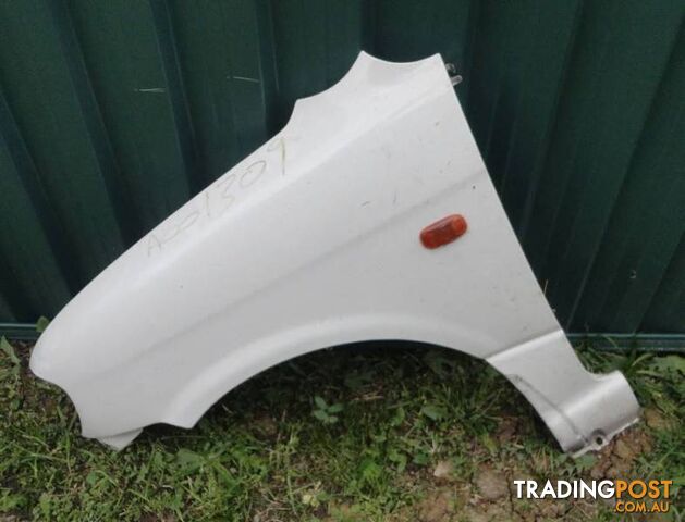DAIHATSU MIRA DOOR AND GUARD - photo 2 of 4