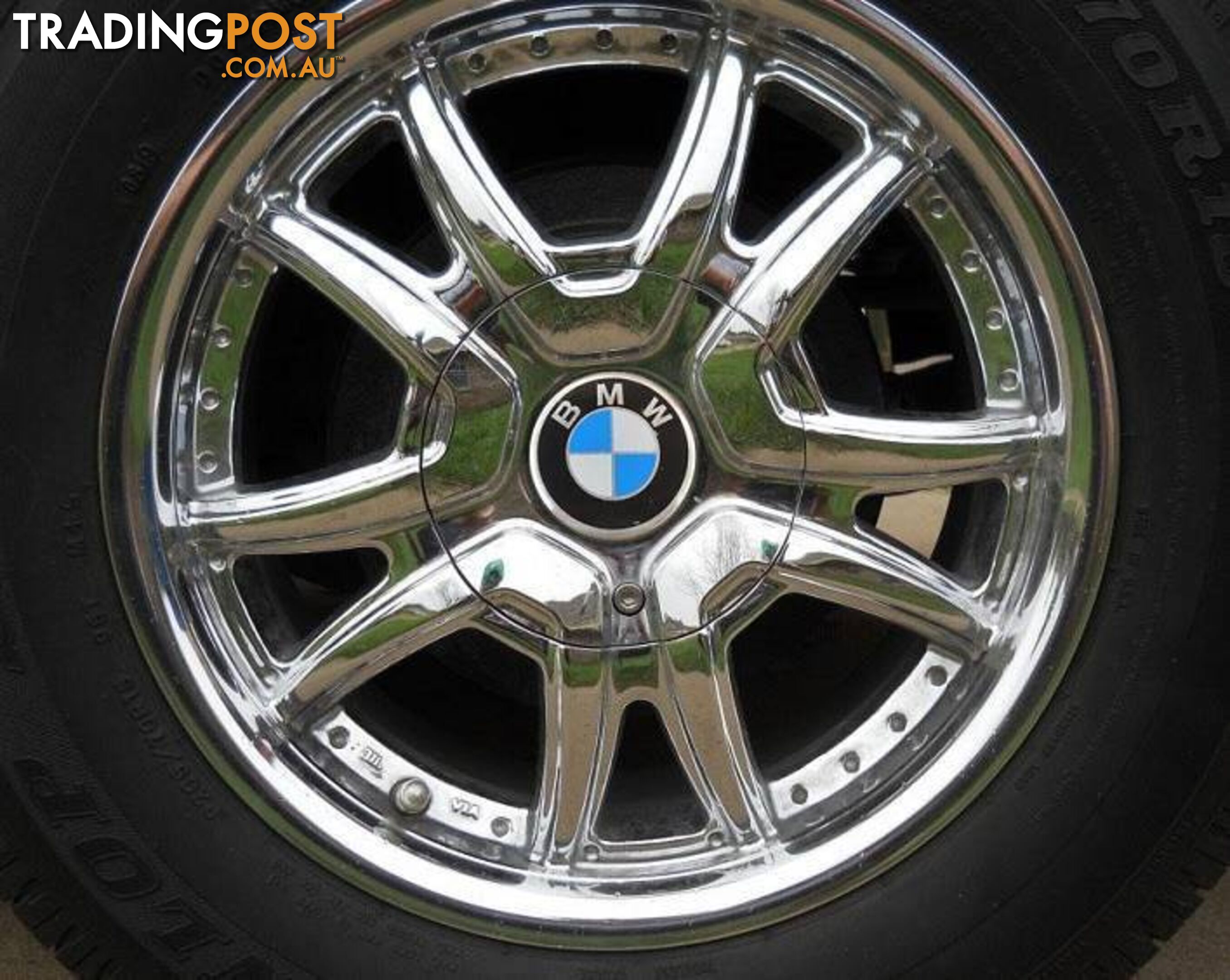 BMW METALLIC WHEEL CENTRE DISCS (new)