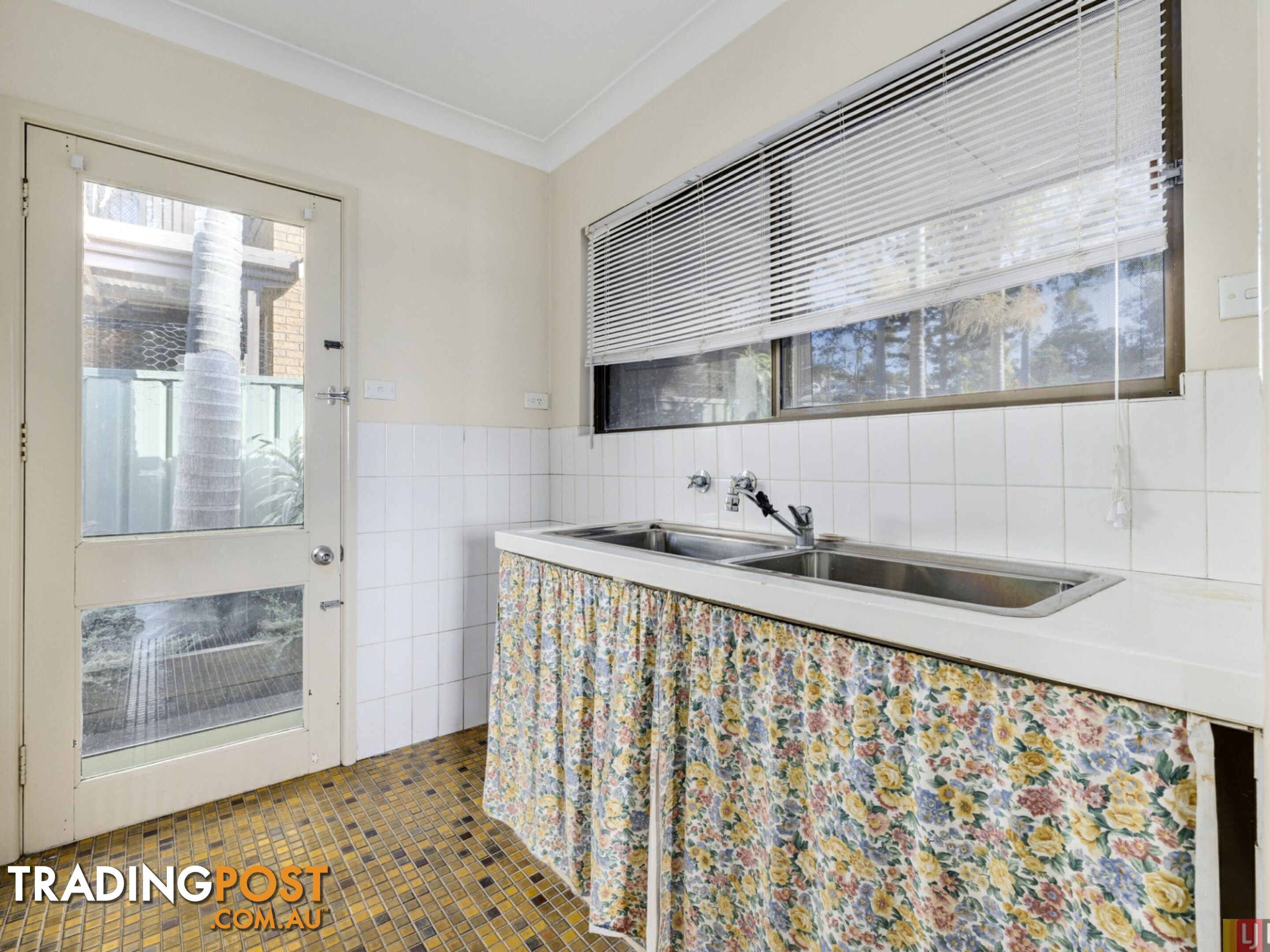 11 Gill Street EAST KEMPSEY NSW 2440