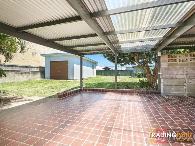 2 Greenfields Avenue WEST KEMPSEY NSW 2440