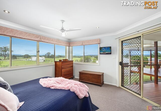 10 Harold Hughes Place GREENHILL NSW 2440