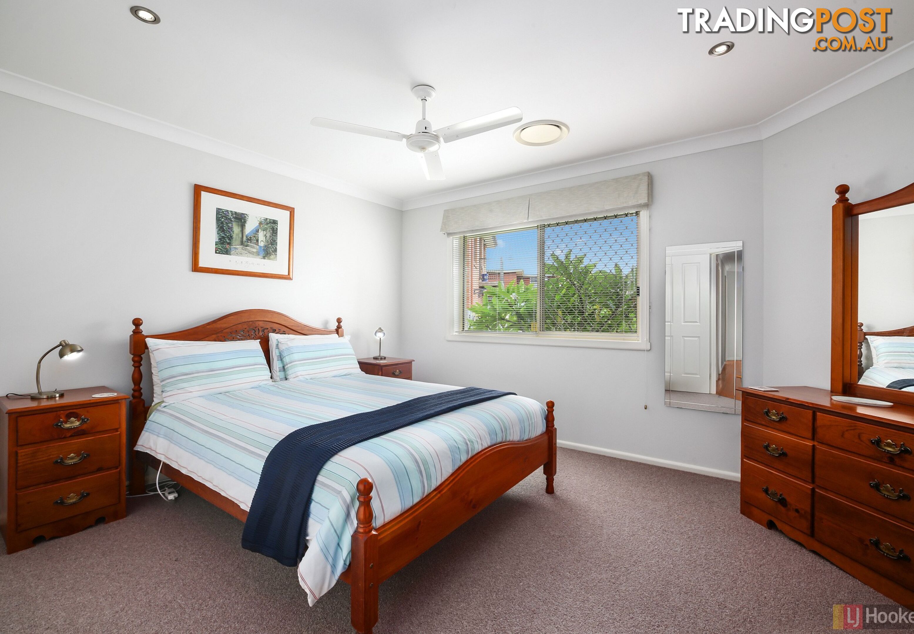 10 Harold Hughes Place GREENHILL NSW 2440