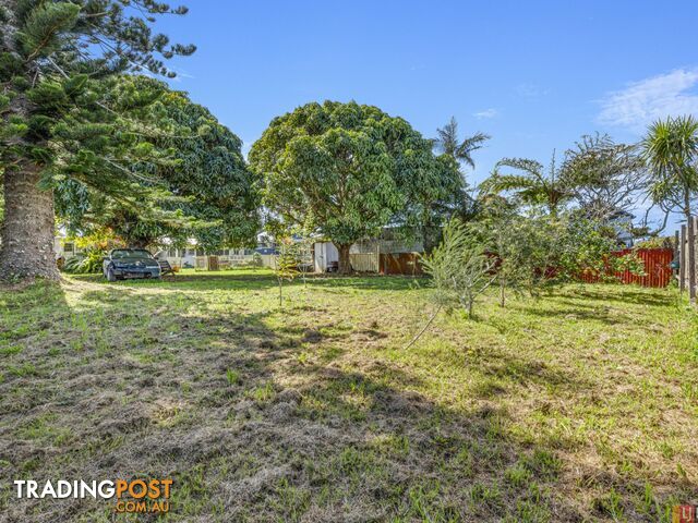 5 Darkwater Street GLADSTONE NSW 2440