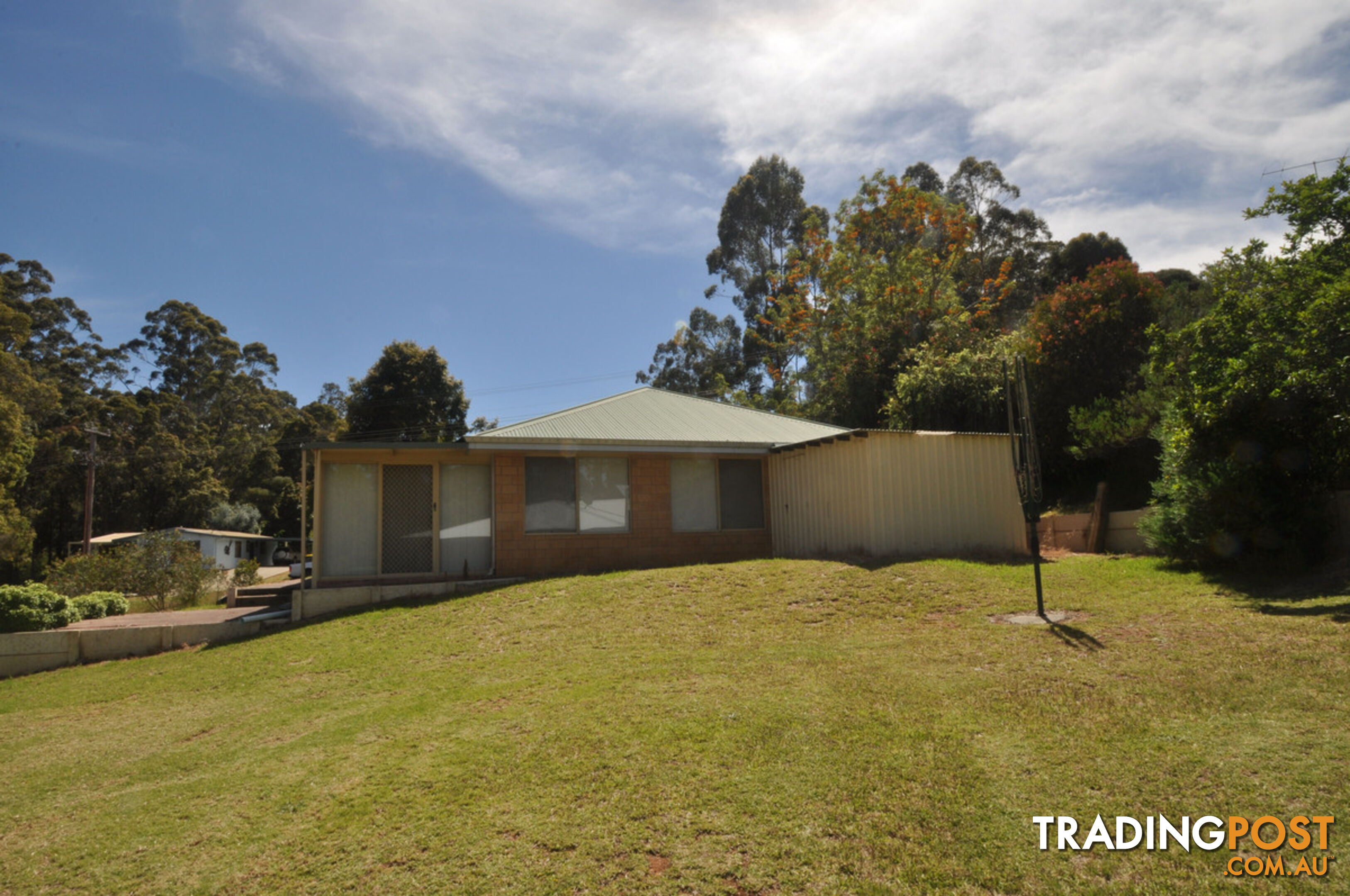 4 Ellis Street PEMBERTON WA 6260