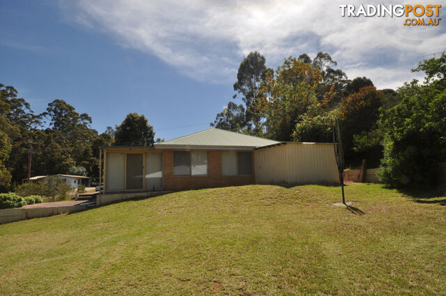 4 Ellis Street PEMBERTON WA 6260