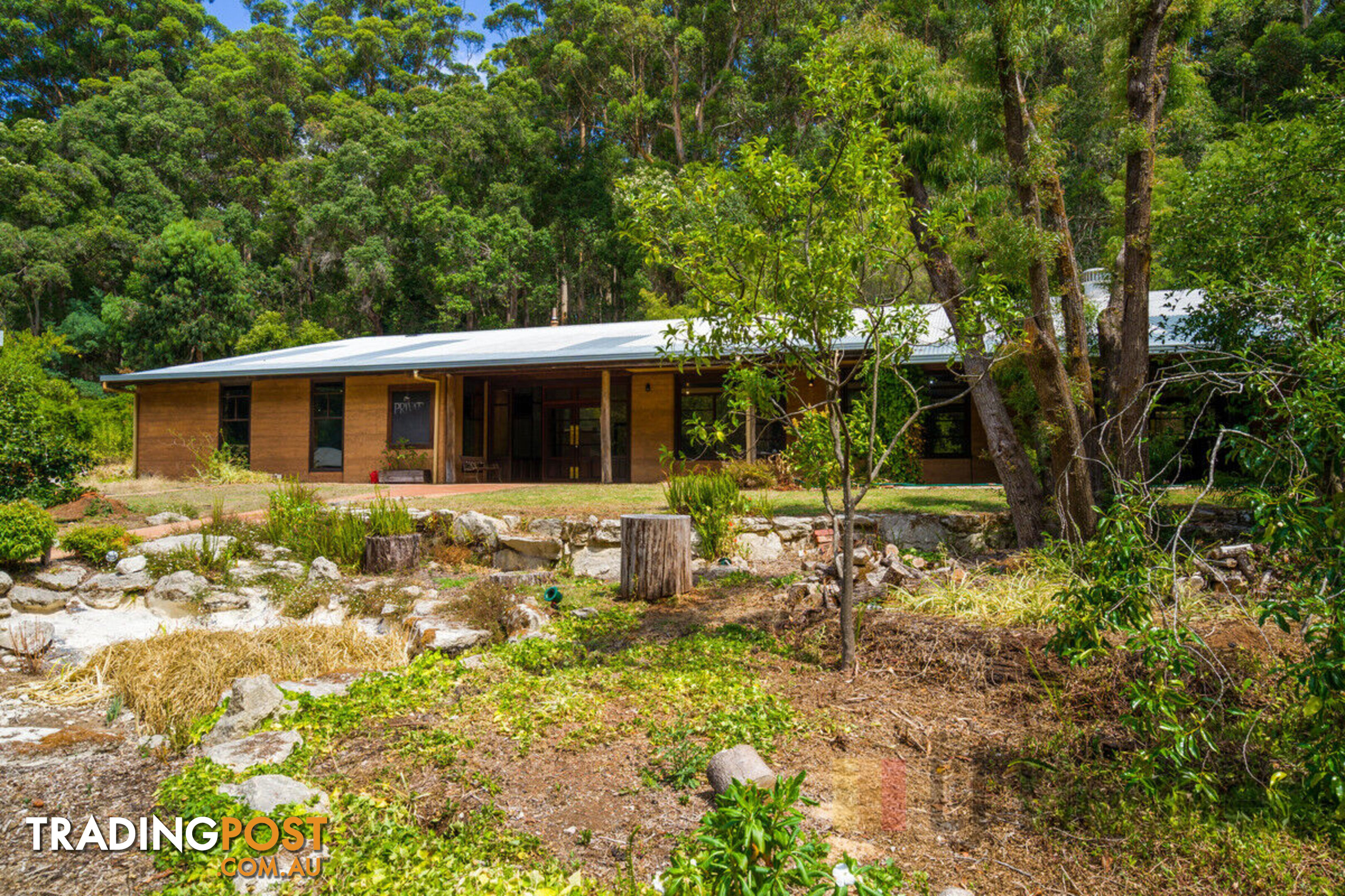 6 Dickinson Street PEMBERTON WA 6260