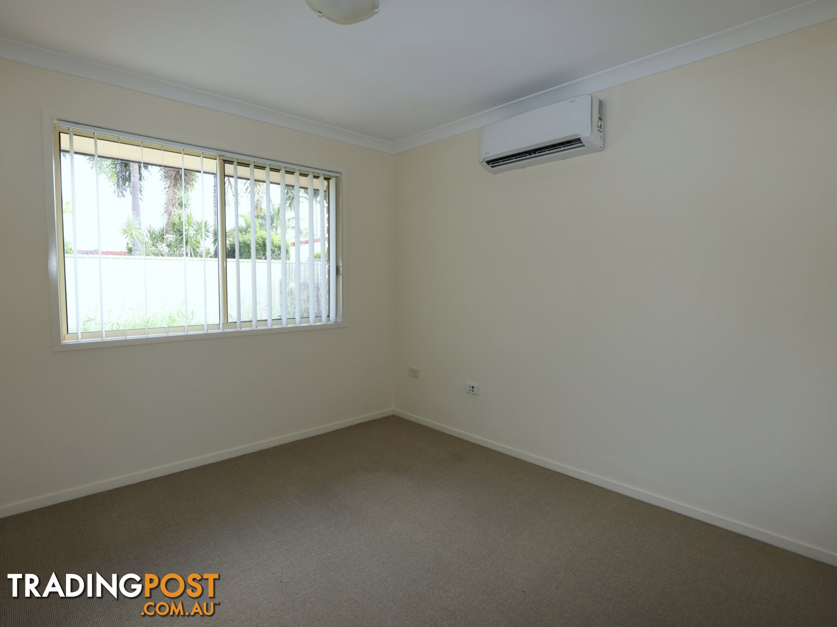 2 Kaitlyn Place EMERALD QLD 4720