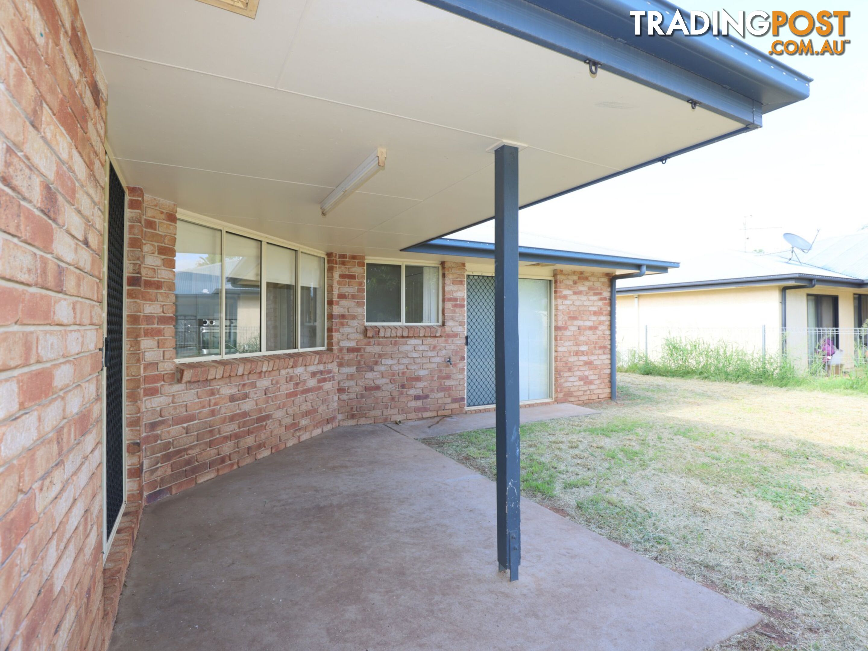 2 Kaitlyn Place EMERALD QLD 4720