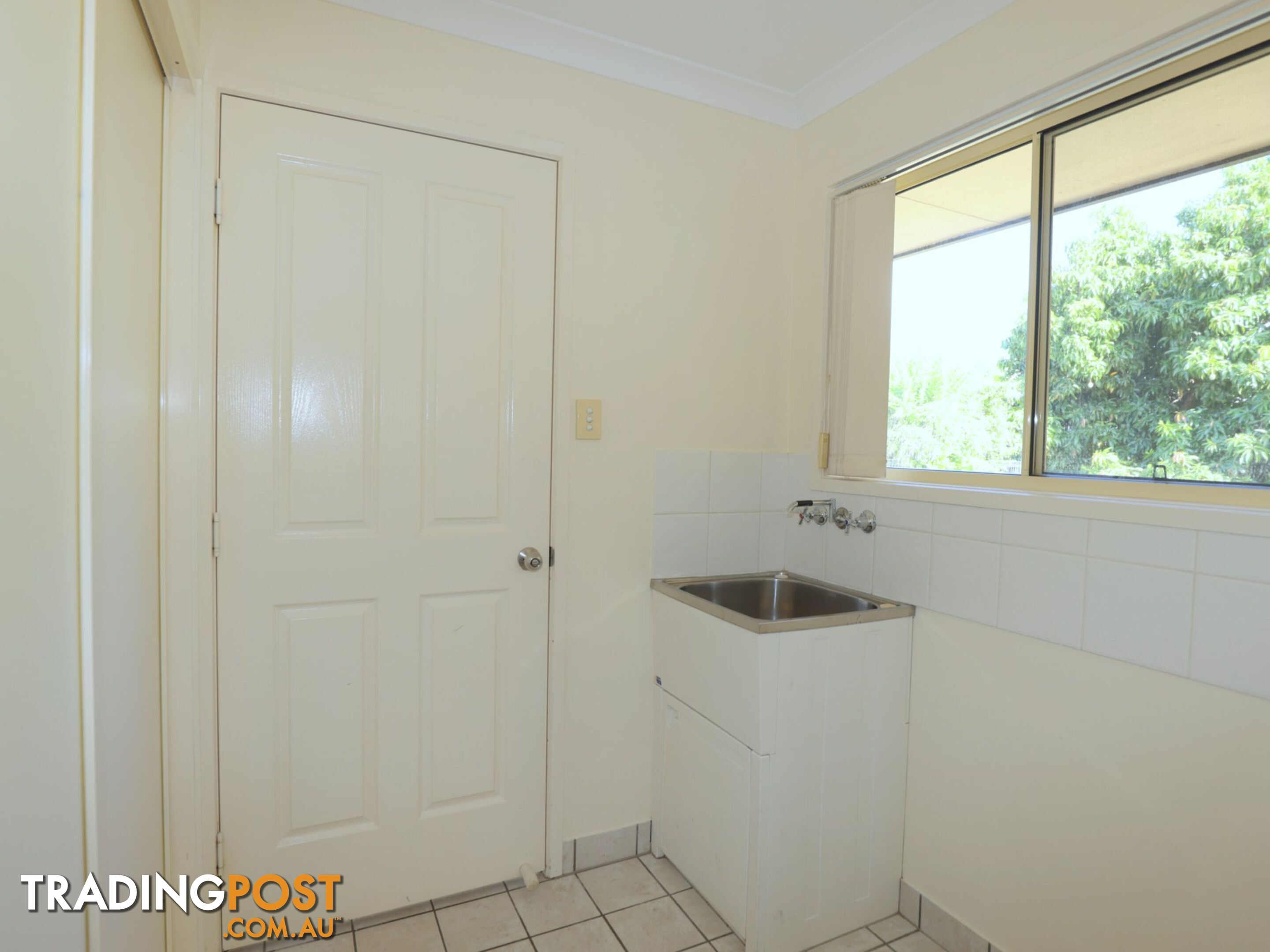 2 Kaitlyn Place EMERALD QLD 4720