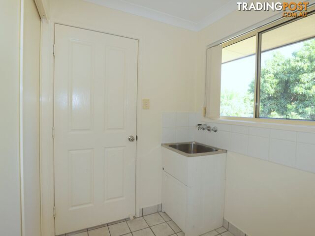 2 Kaitlyn Place EMERALD QLD 4720