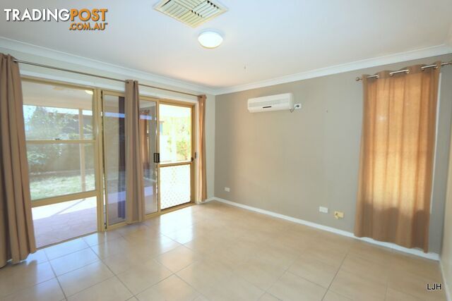 10 Peggy Court EMERALD QLD 4720