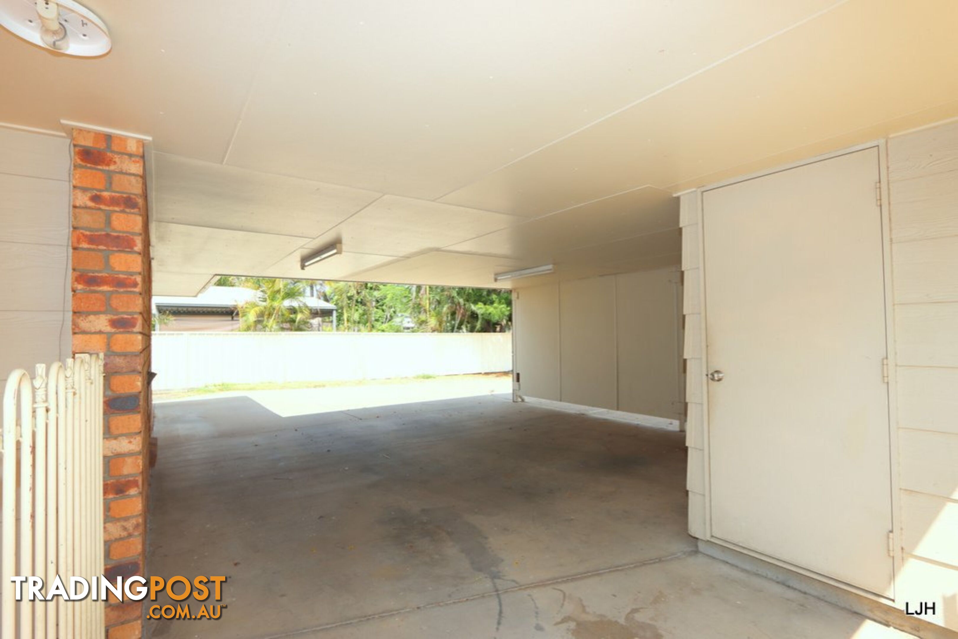 10 Peggy Court EMERALD QLD 4720