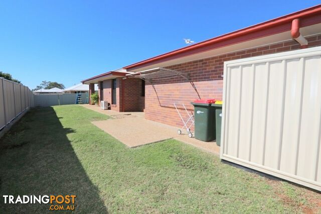 5 Sandown Street EMERALD QLD 4720