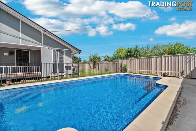 28 Church Lane EMERALD QLD 4720