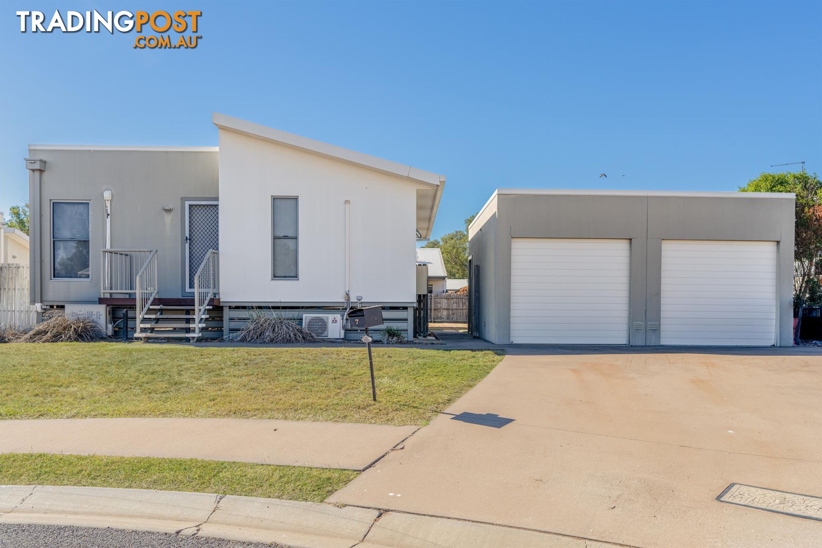 7 Lilly Close EMERALD QLD 4720