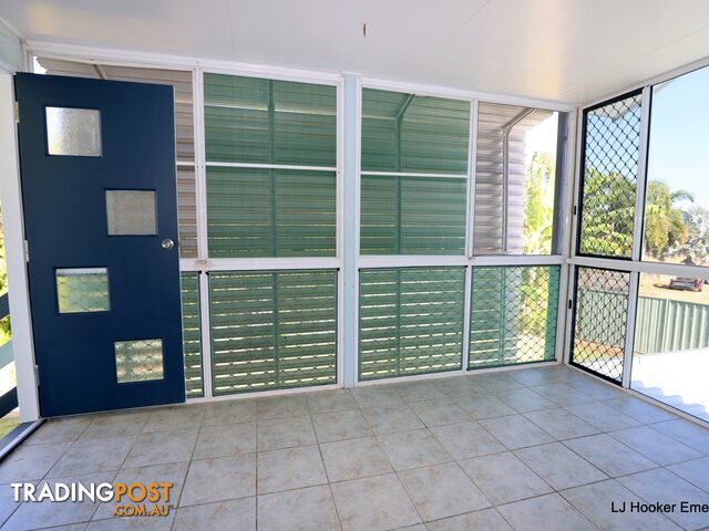 15 Roseanne Road EMERALD QLD 4720