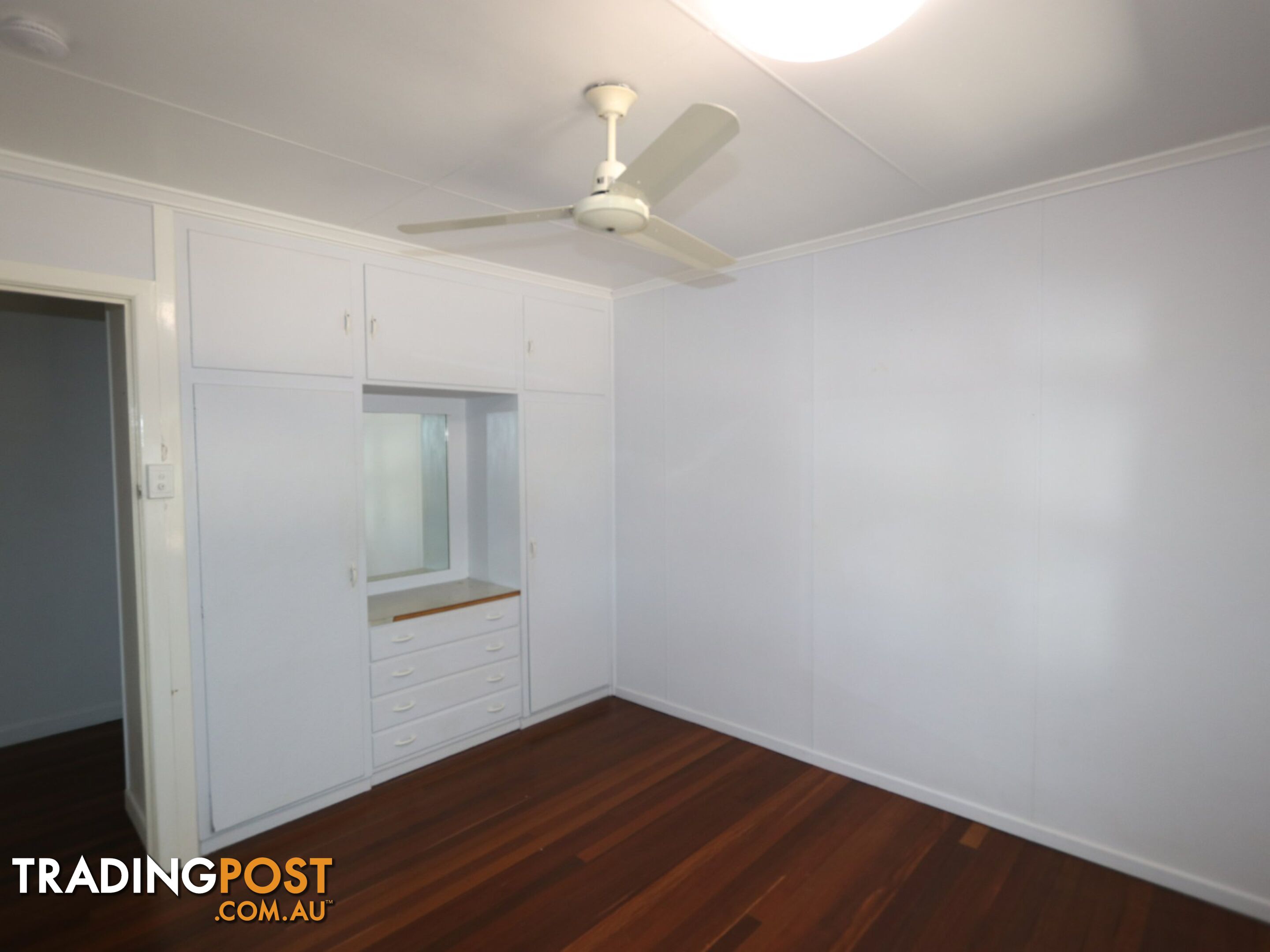 52 Theresa Street EMERALD QLD 4720