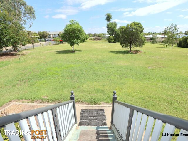 24 Andrews Road EMERALD QLD 4720