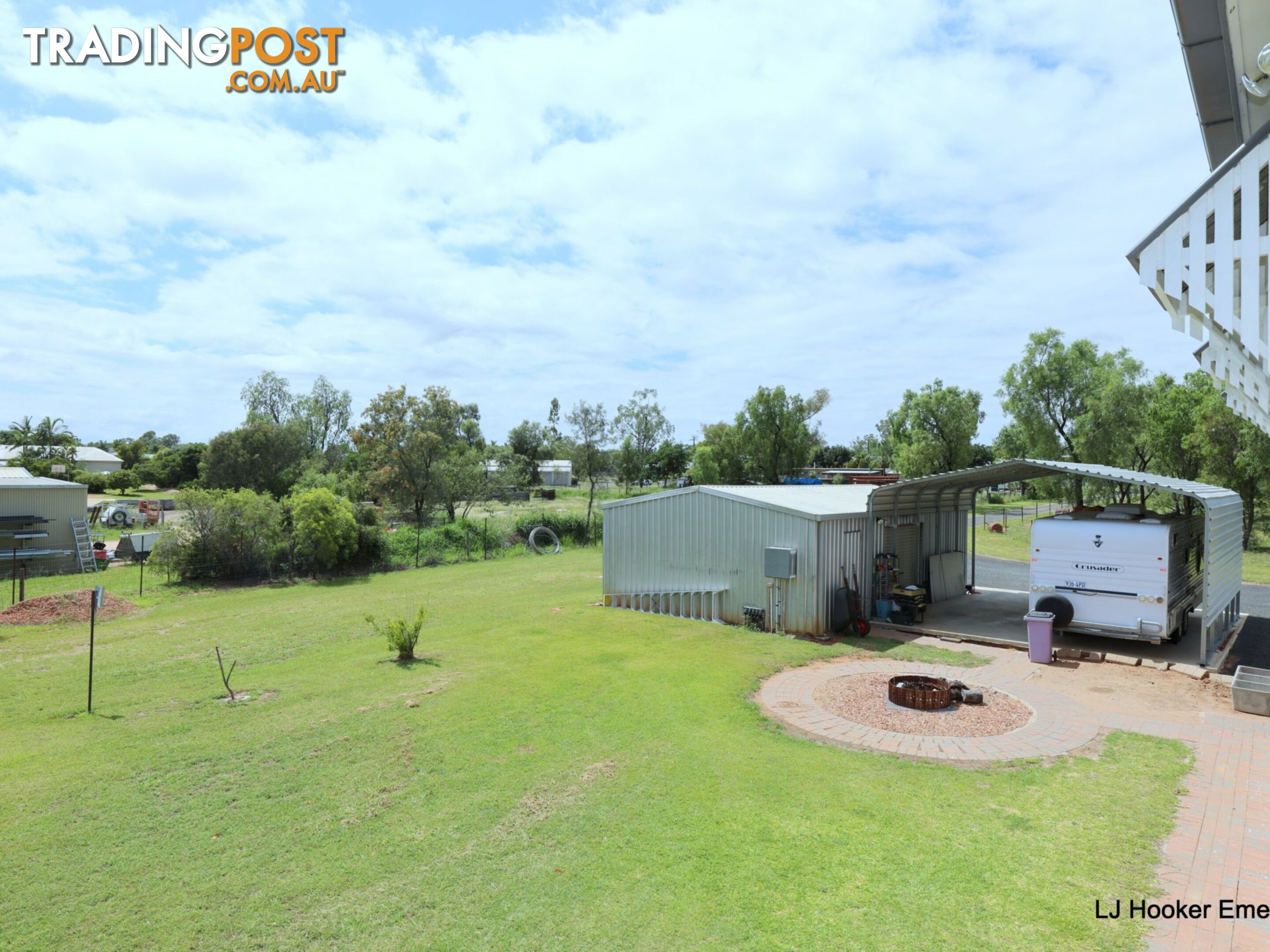 24 Andrews Road EMERALD QLD 4720