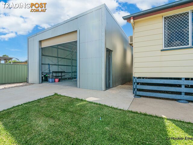 18 White Street EMERALD QLD 4720