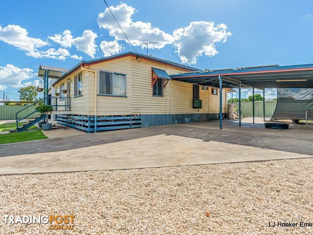 18 White Street EMERALD QLD 4720