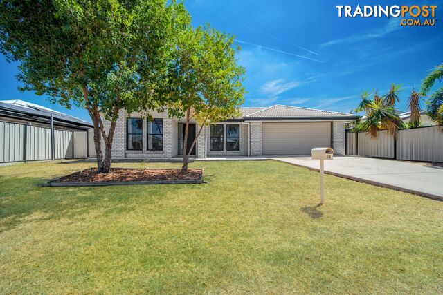 15 Newman Drive EMERALD QLD 4720
