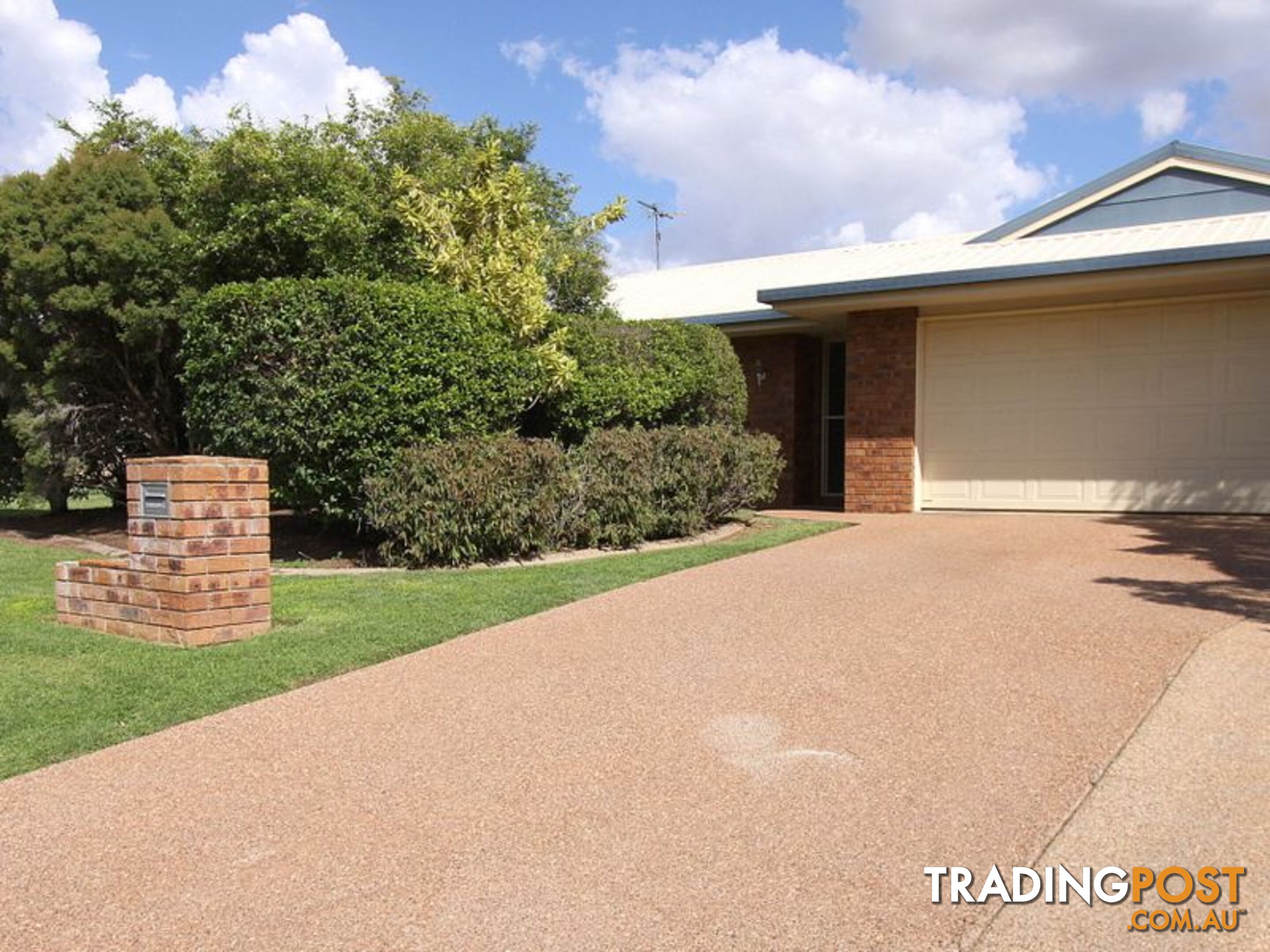 75 Crinum Crescent EMERALD QLD 4720