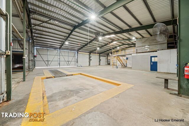 103 Hospital Road EMERALD QLD 4720 - photo 3 of 20