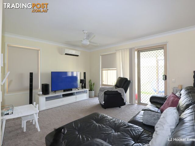 10 Chalmers Crescent EMERALD QLD 4720