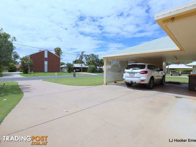 10 Chalmers Crescent EMERALD QLD 4720