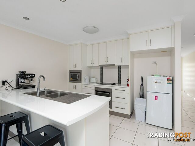 Unit 3/44 Lakeside Drive EMERALD QLD 4720